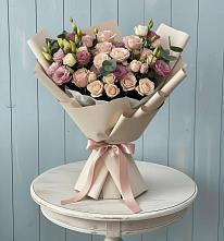 Букет цветов из:  Розы и Лизиантусы #REPLACE_PRED# Птичьем