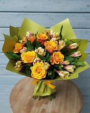 Букет цветов из:  Альстромерии и Розы в Птичьем