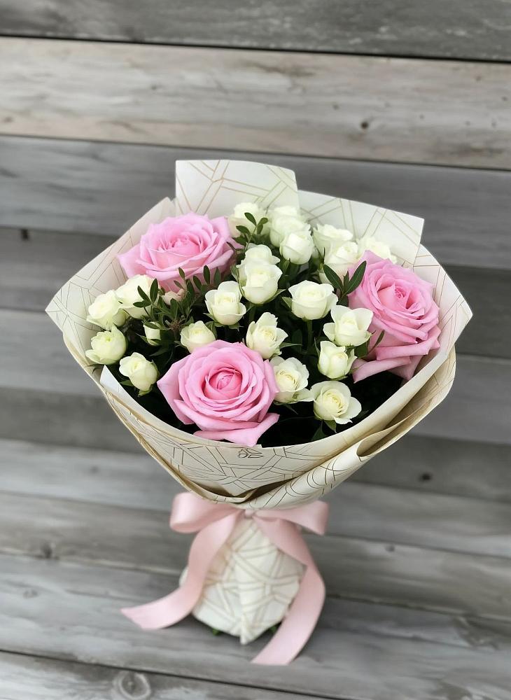 Букет цветов из: Розы в Птичьем