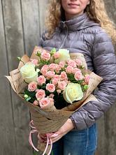 Букет цветов из:  Розы в Птичьем