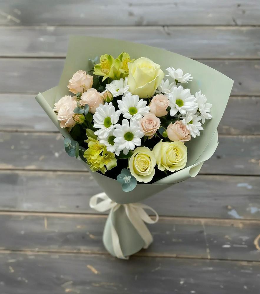 Букет цветов из: Альстромерии, Розы и Хризантемы в Птичьем