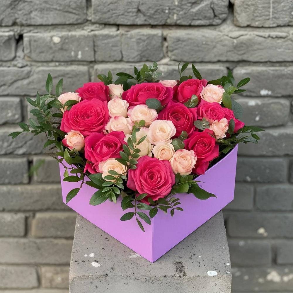 Цветочная композиция из Розы в коробке в Птичьем