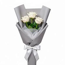 Букет 3 белые розы в Птичьем