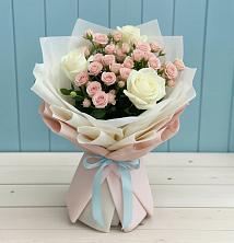 Букет цветов из:  Розы в Птичьем