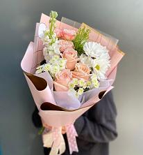 Букет цветов из:  Хризантемы и Розы в Птичьем