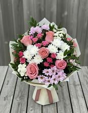 Букет цветов из:  Альстромерии, Гвоздики, Розы и Хризантемы #REPLACE_PRED# Птичьем