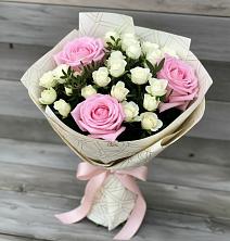Букет цветов из:  Розы в Птичьем