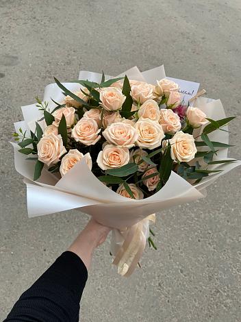 Букет Кремовые розы Латте в Птичьем
