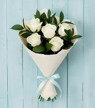 Букет цветов из:  Розы в Птичьем