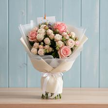 Букет цветов из:  Розы в Птичьем