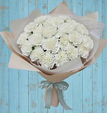 Букет цветов из:  Гвоздики в Птичьем