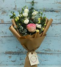 Букет цветов из:  Розы и Лизиантусы в Птичьем