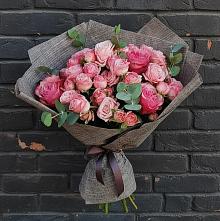 Букет цветов из:  Розы #REPLACE_PRED# Птичьем